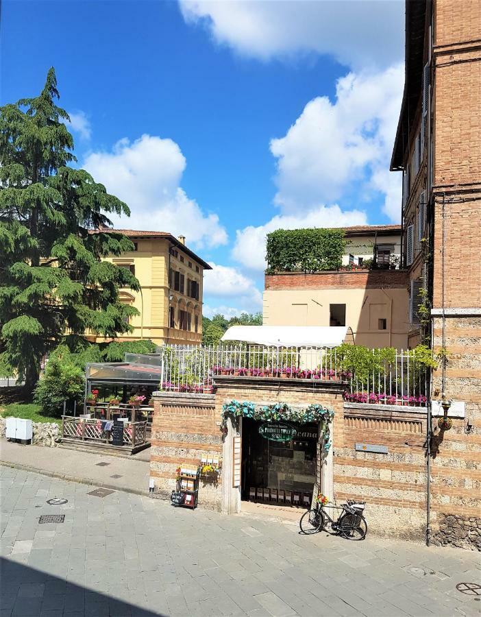 La Sapienza Siena Bed & Breakfast Exterior photo